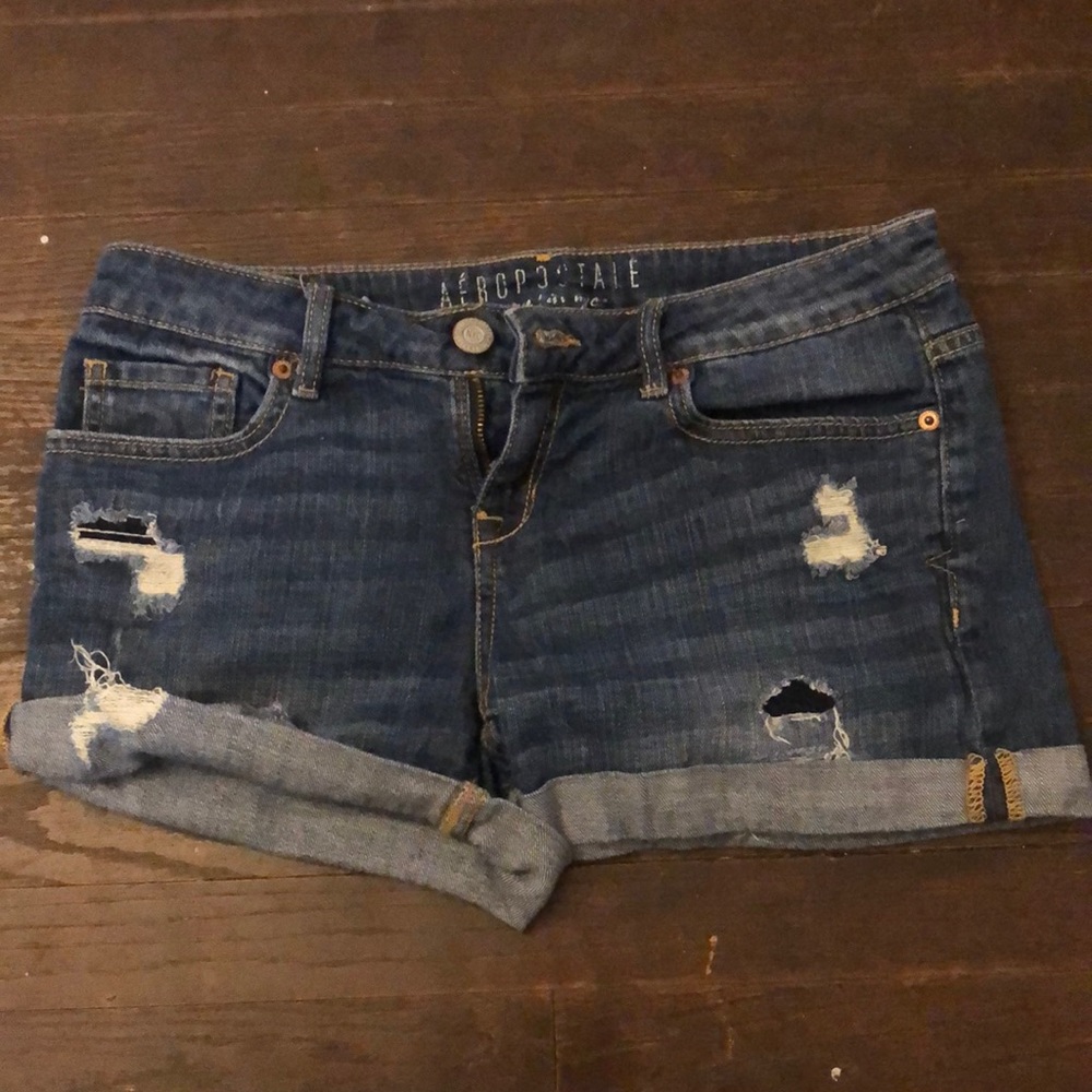 Aeropostale Medium Wash Jean Shorts size 6